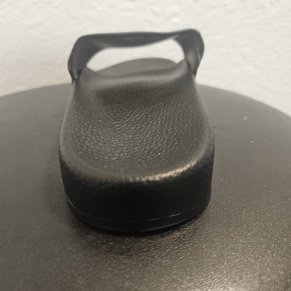 Amputee Super Rare Gucci Slide - Picture 5 of 7